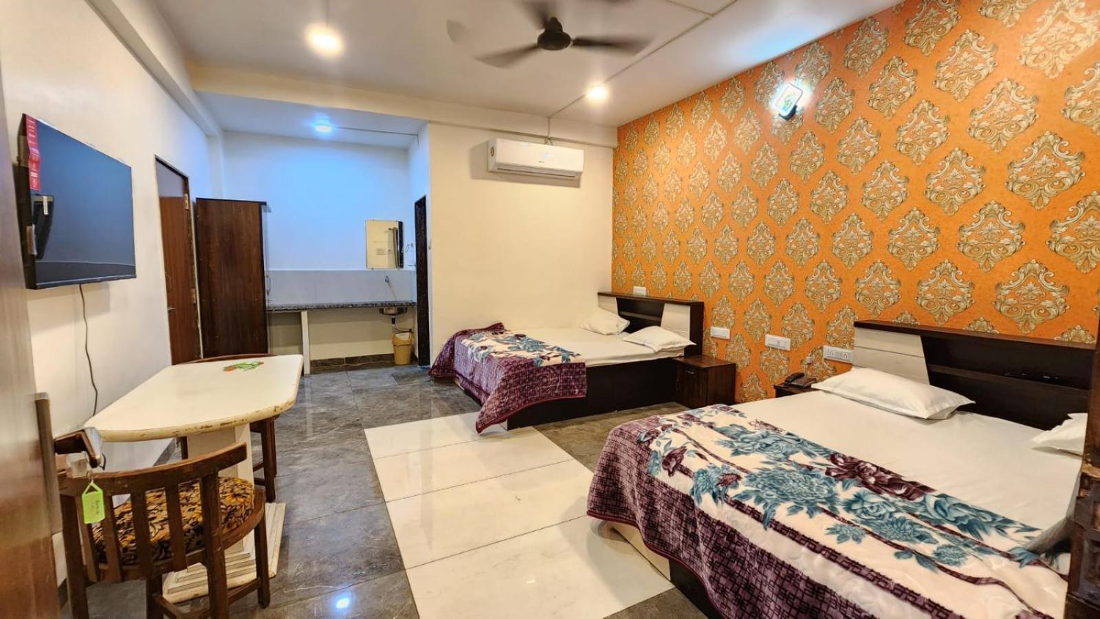 Bombay Darbar Otel Simrol Dış mekan fotoğraf